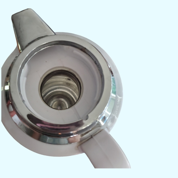 Vintage insulated Coffee or tea carafe with butterflies and flowers - Picture 5 of 7